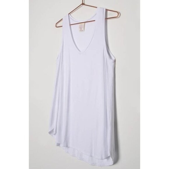 NWT Silver Icing Freeloader White Mad About You v-neck tank  size M/L - Picture 11 of 16